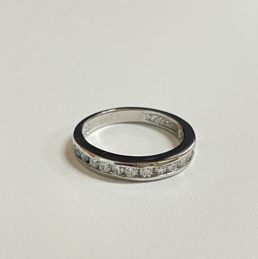 14K White Gold  Wedding Band with Diamond