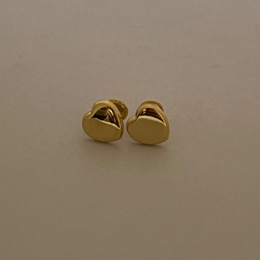 18K Yellow Gold Heart Earring