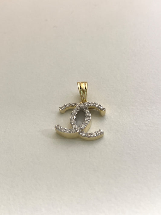 14K Yellow Gold  Pendant with Diamond