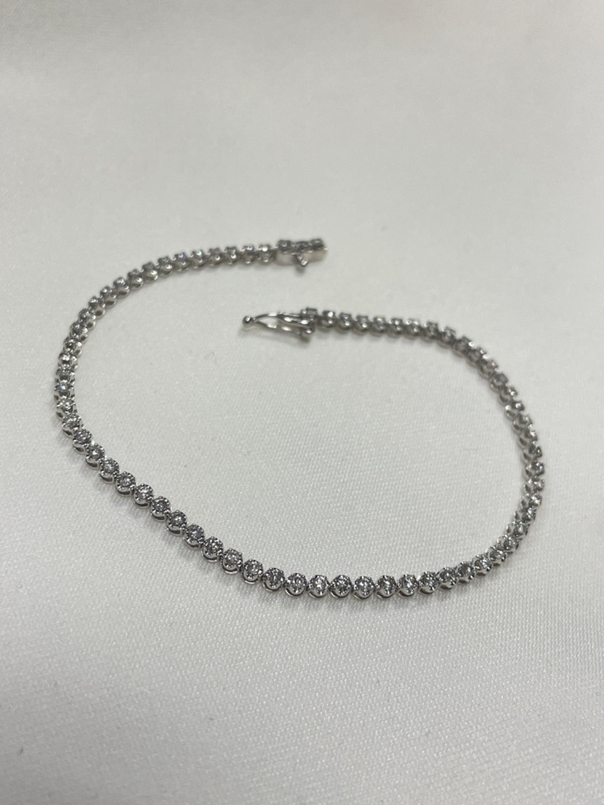 14K White Gold Tenis  Bracelet with Diamond