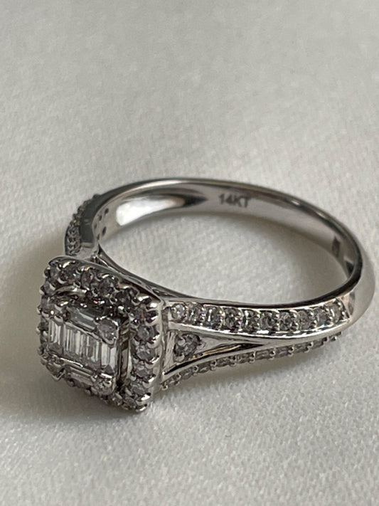 14K White Gold  Engagement Ring with Diamond