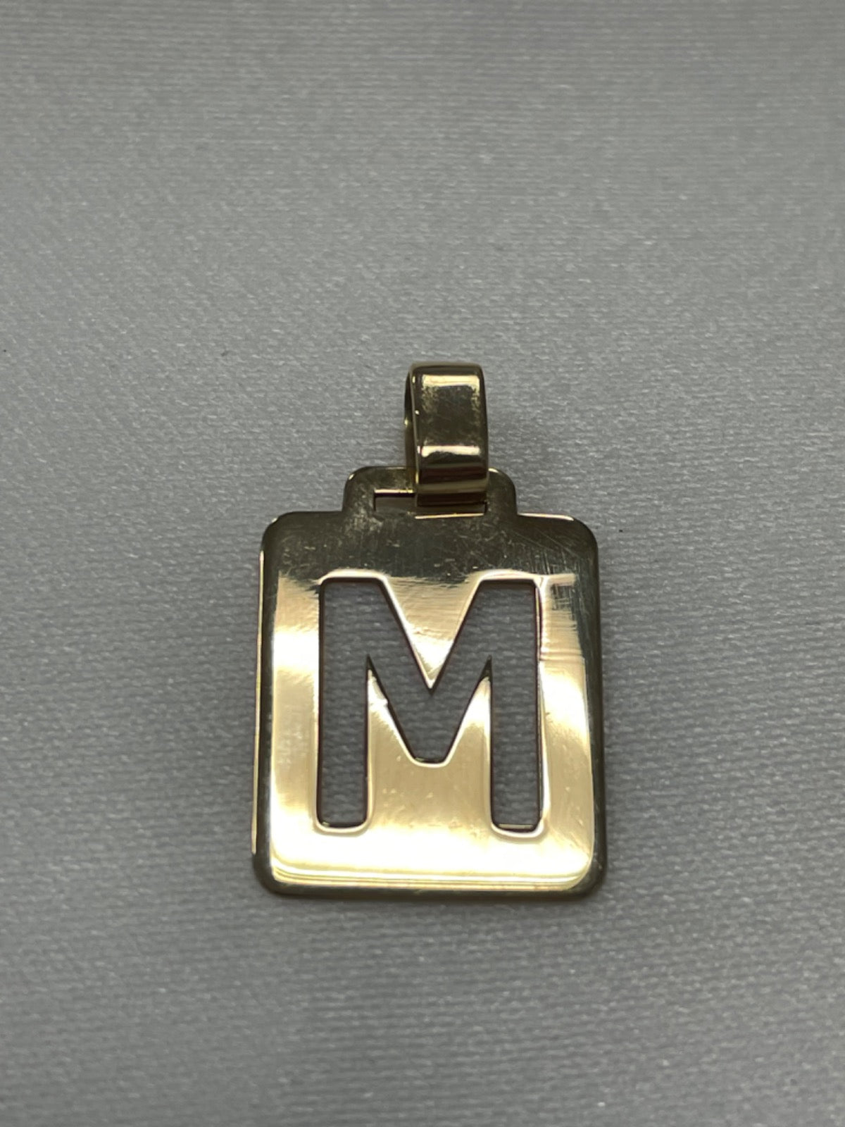 18K Yellow Gold M Pendant