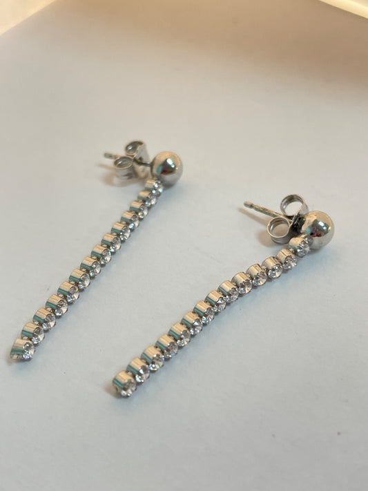 White Silver  Earring with CZ