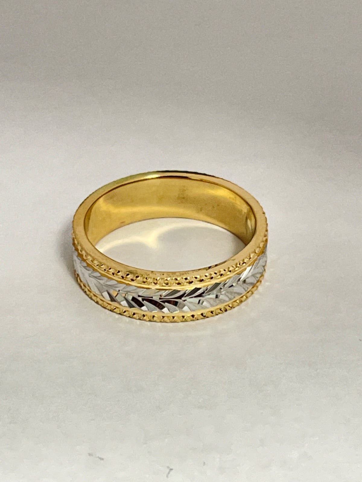 18K Two-Tone Gold Diamond Cut Wedding Band