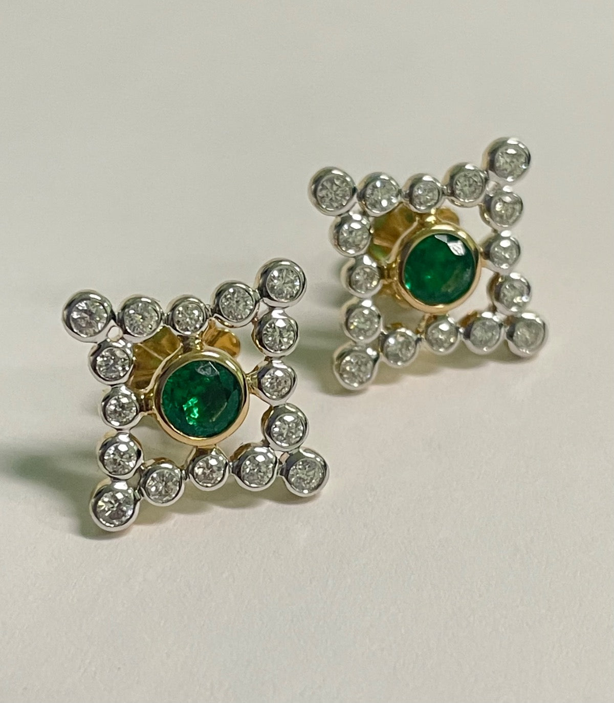 14K Two-Tone Gold  Earring with Diamond and Emerald