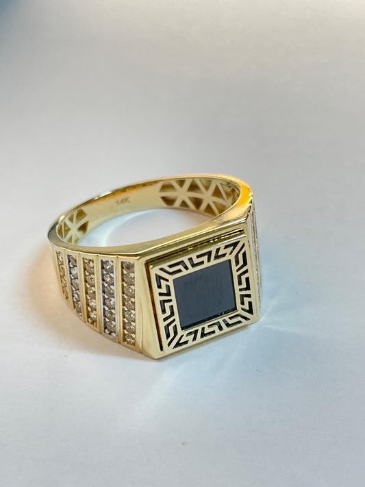 14K Yellow Gold  Men's Ring with Onyx