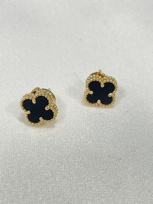 18K Yellow Gold Clover  Earring with Onyx