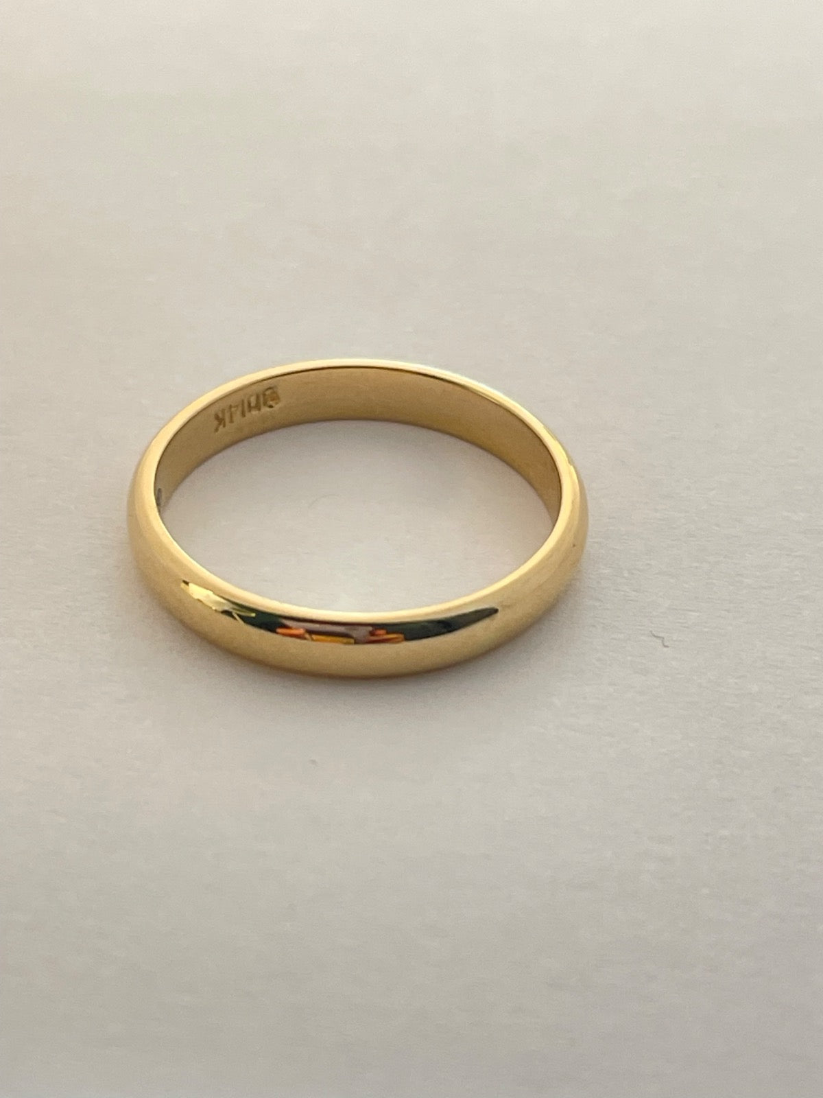 14K Yellow Gold  Wedding Band