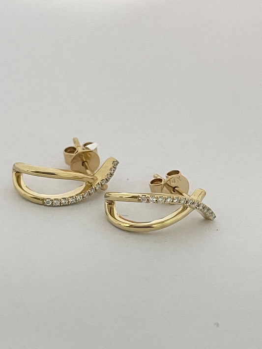 14K Yellow Gold  Earring with Diamond