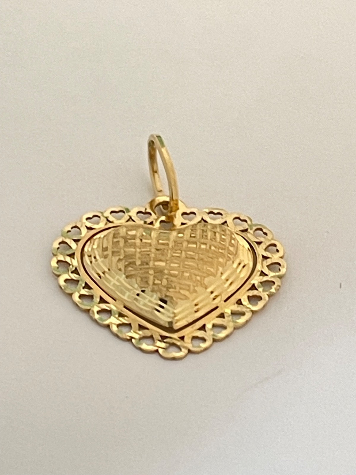 18K Yellow Gold Heart  Pendant
