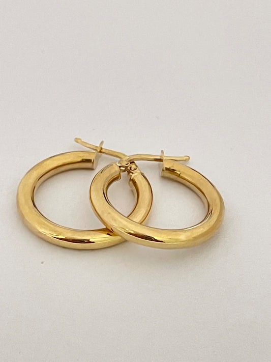 18K Yellow Gold Medium Hoop  Earring