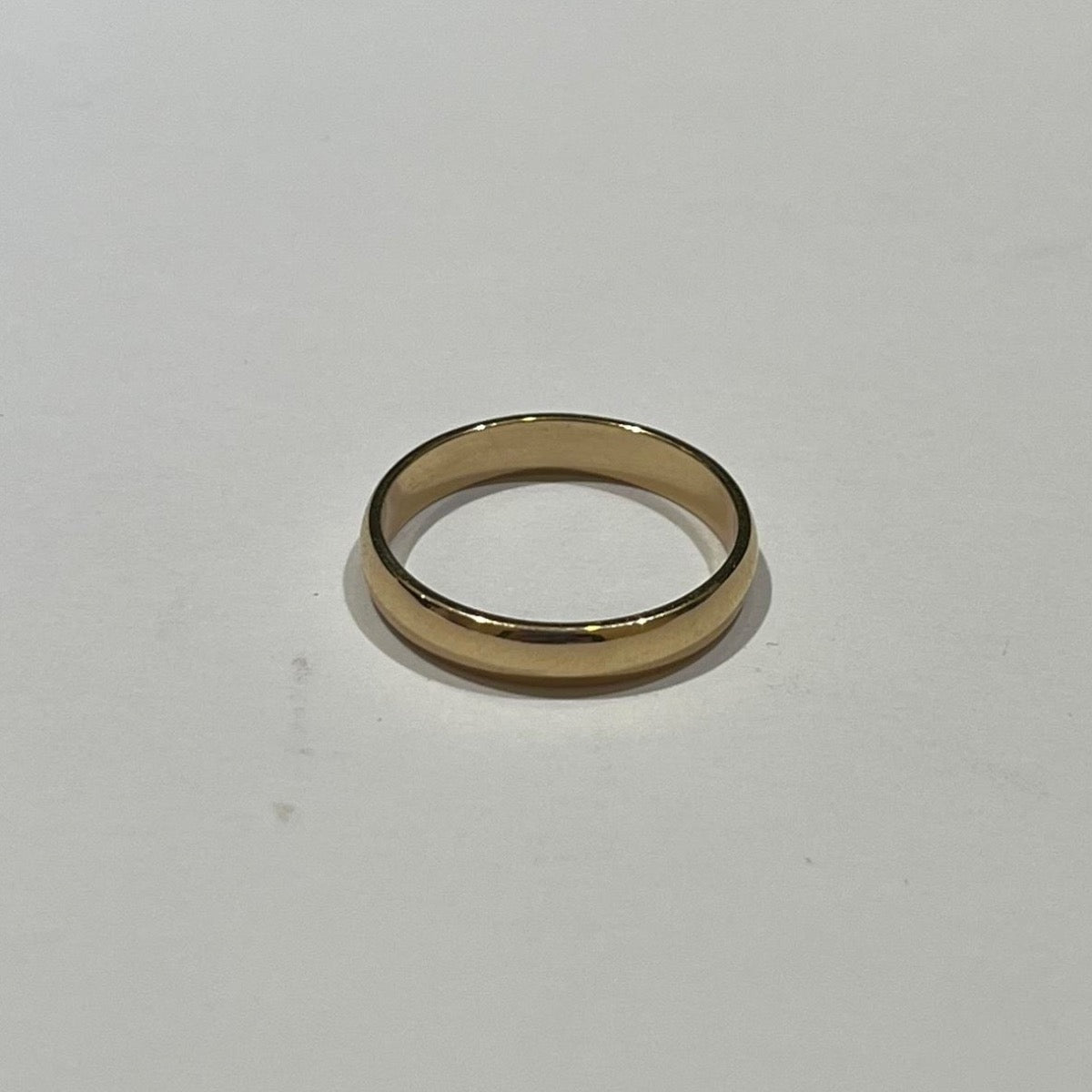 18K Yellow Gold  Wedding Band