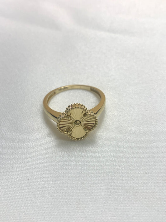 18K Yellow Gold  Ring