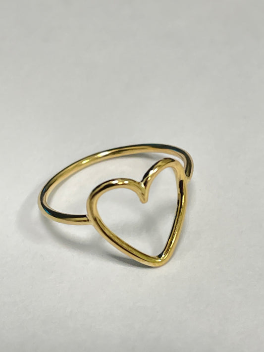 18K Yellow Gold Heart  Ring