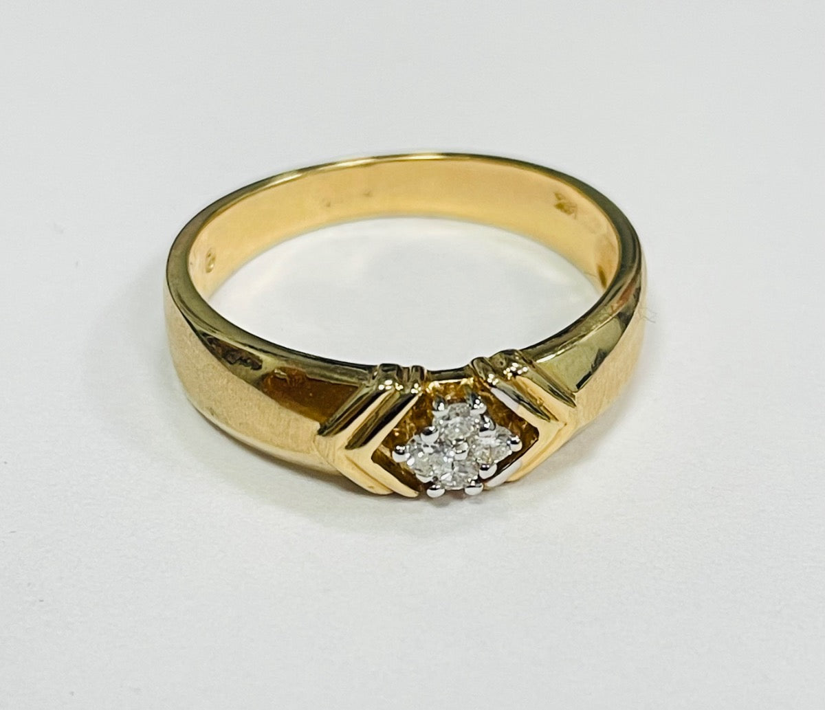 14K Yellow Gold  Wedding Band with Diamond