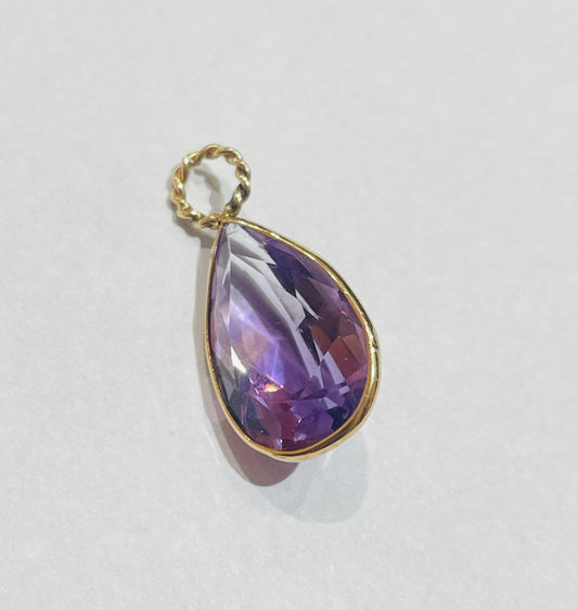 14K Yellow Gold  Pendant with Amethyst