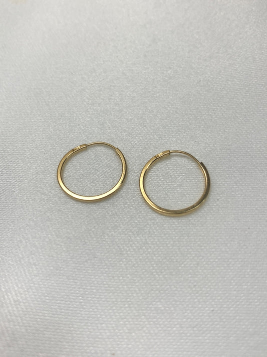 18K Yellow Gold  Earring