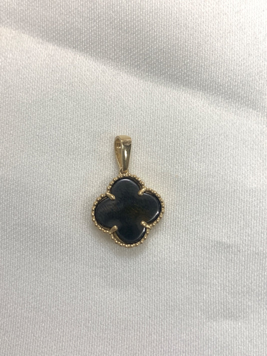 14K Yellow Gold  Pendant with Onyx