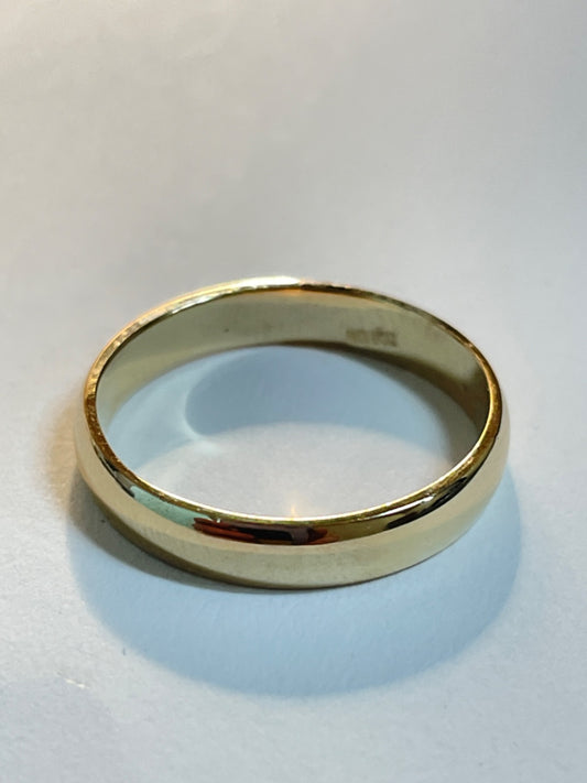 14K Yellow Gold  Wedding Band