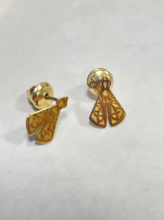 18K Yellow Gold Our Lady Earring