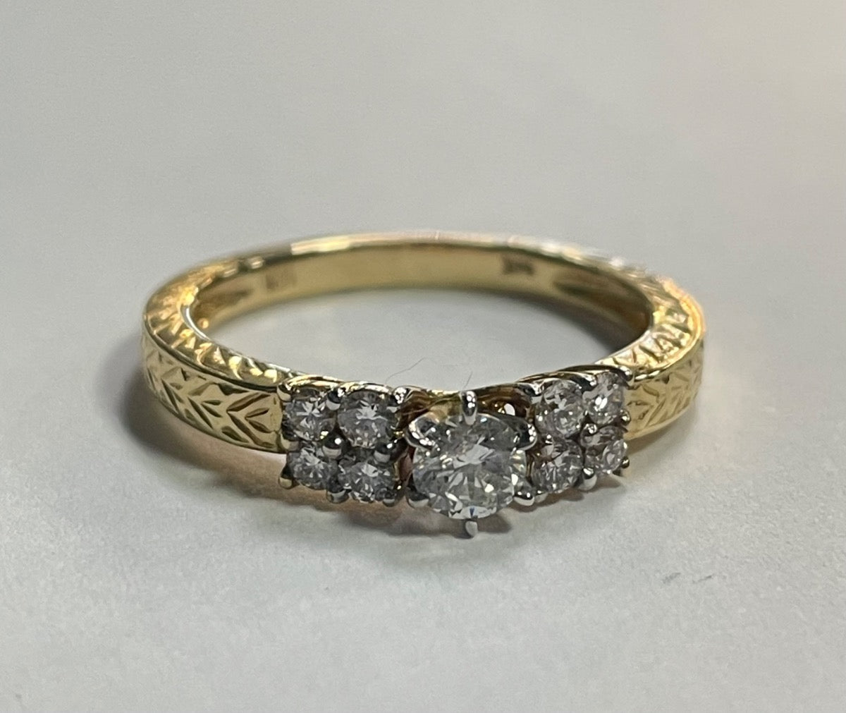 14K Yellow Gold  Ring with Diamond