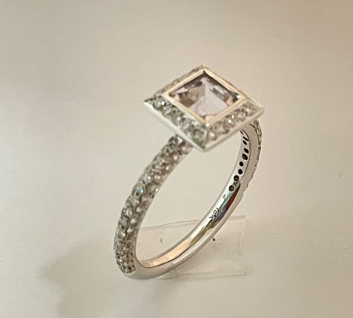 18K White Gold Pink Amethyst Ring with Diamond