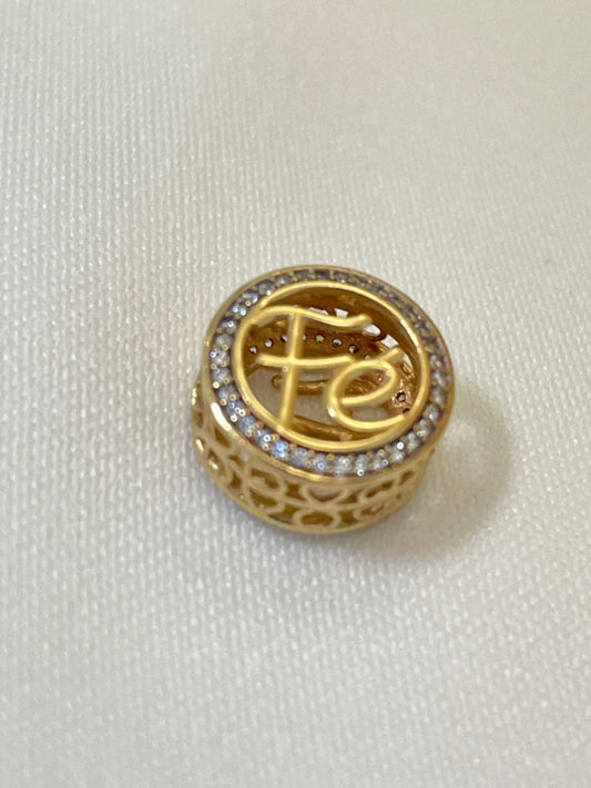 18K Yellow Gold “Fé”  Charm with CZ