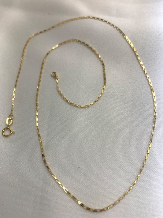 18K Yellow Gold  Chain