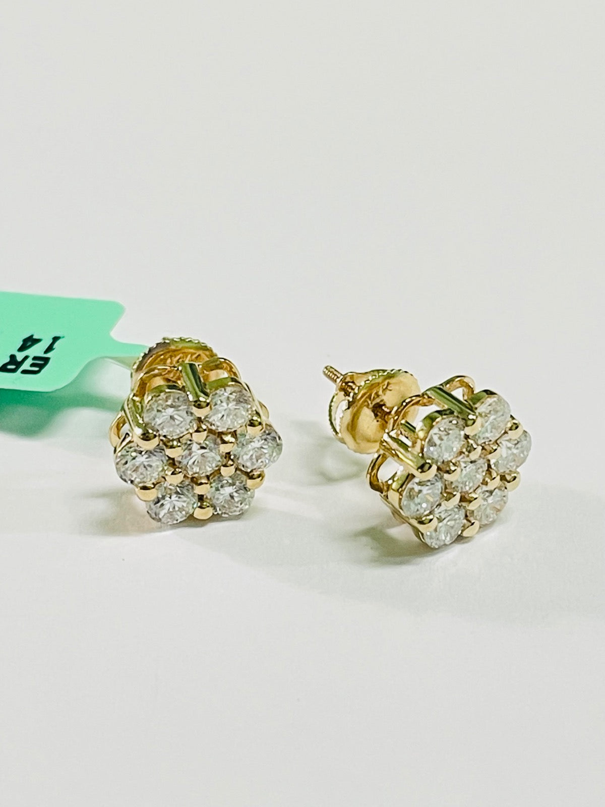 14K Yellow Gold  Earring with Lab Diamond