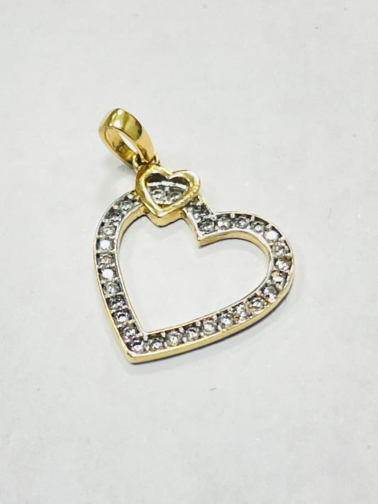 18K Yellow Gold Heart  Pendant with CZ