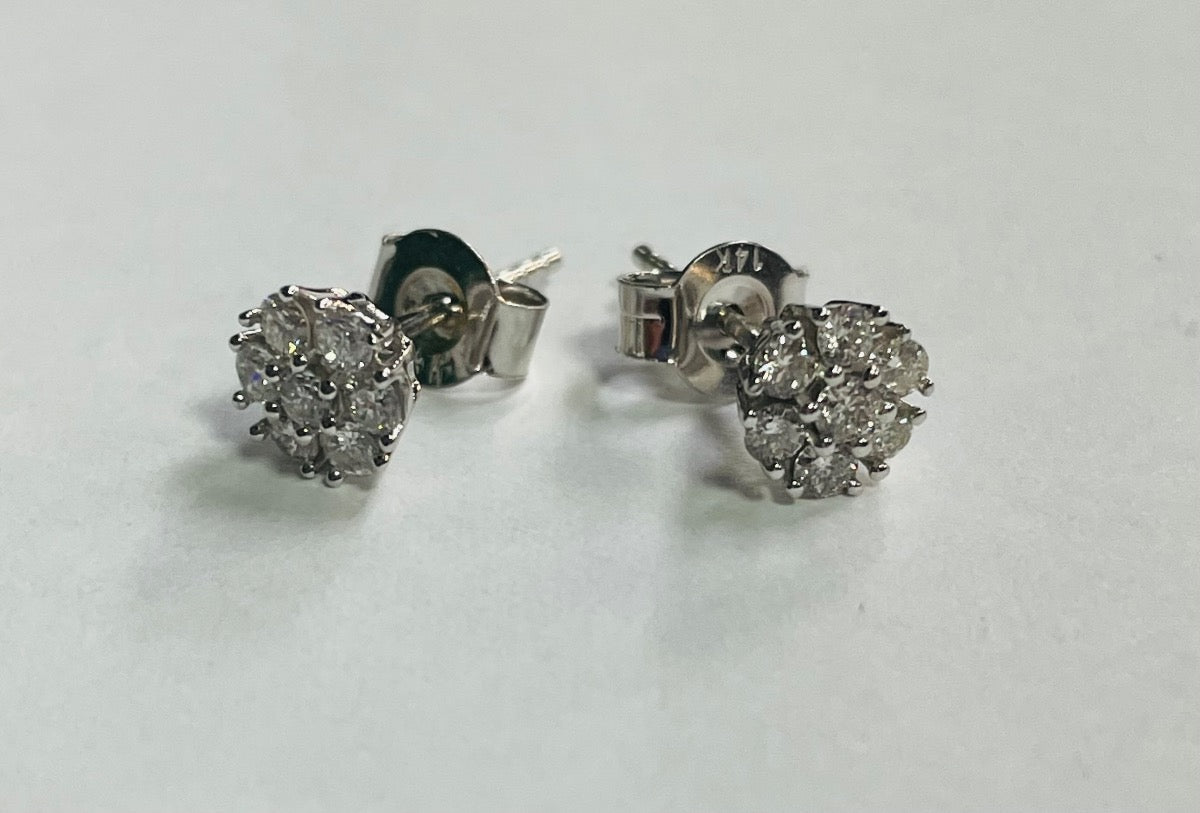 14K White Gold 3mm Earring with Diamond
