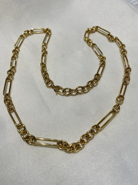 18K Yellow Gold  Chain with CZ