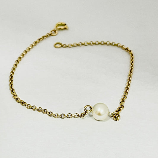 18K Yellow Gold  Bracelet with Pearl