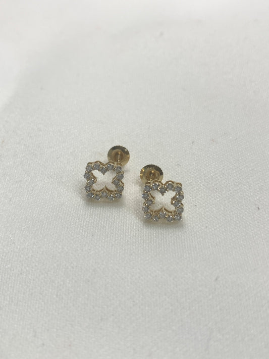 14K Yellow Gold Clove Earring with Diamond