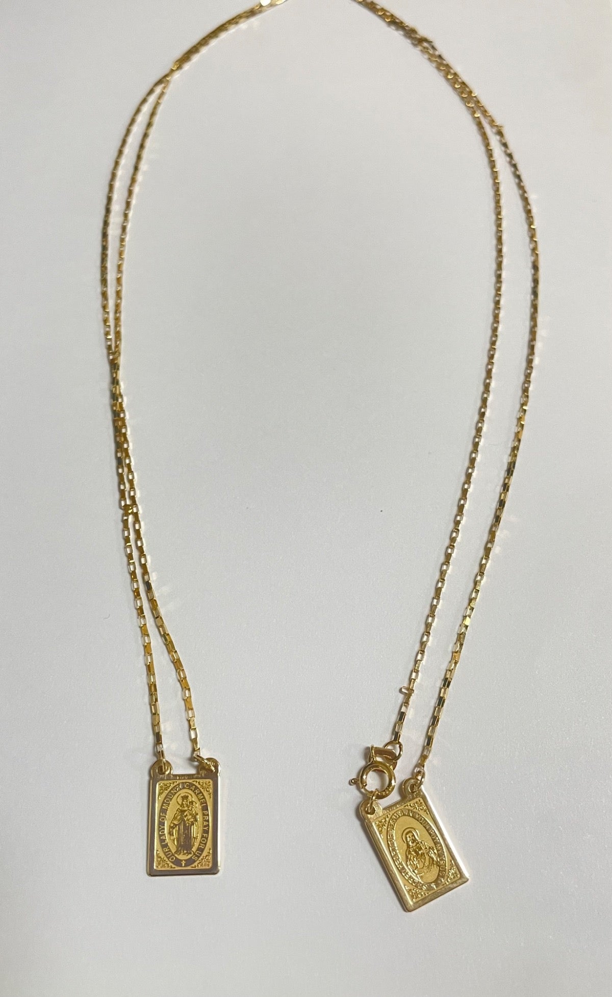 18K Yellow Gold  Charm Necklace Set