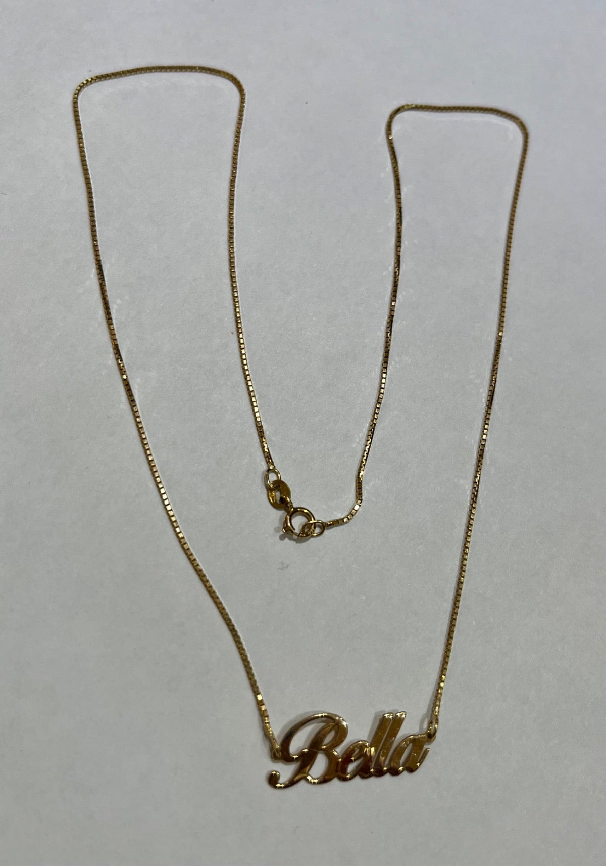 18K Yellow Gold Name Plate Bella Necklace