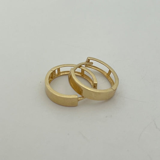 14K Yellow Gold Hoop Earring