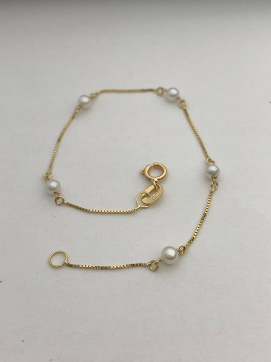 18K Yellow Gold Pearl  Baby Bracelet