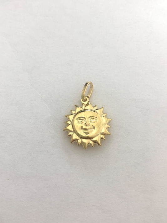 18K Yellow Gold Sun Pendant