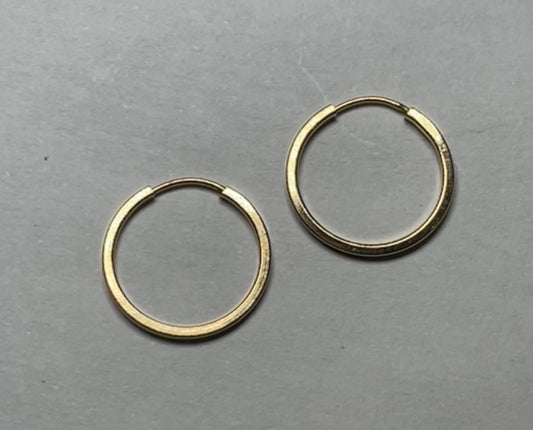 18K Yellow Gold Hoops  Earring