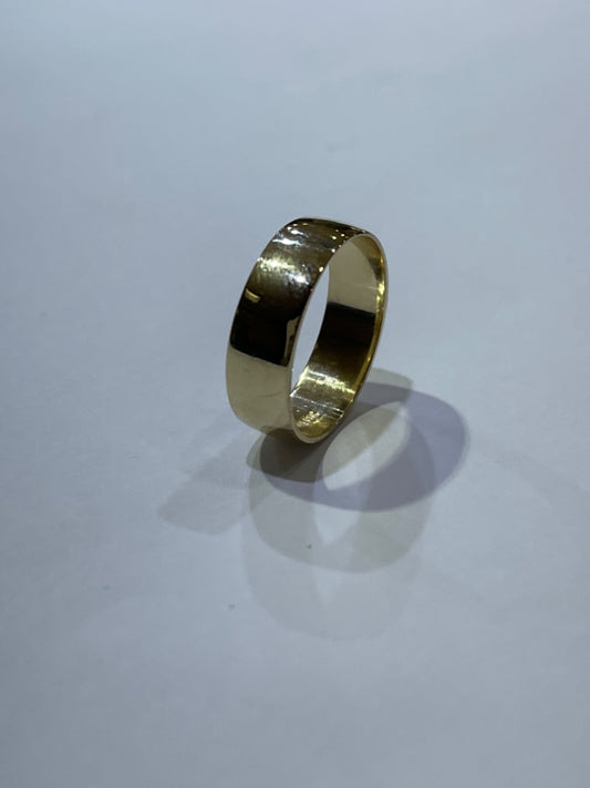 14K Yellow Gold  Wedding Band