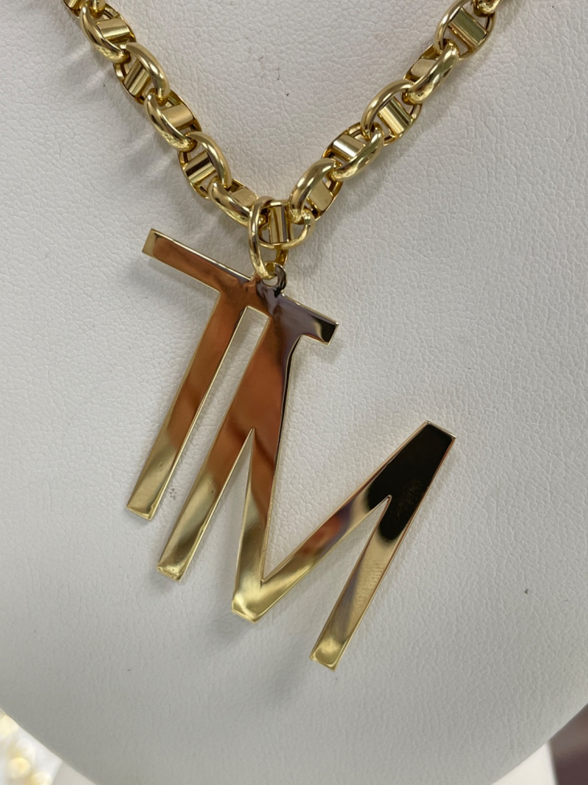 18K Yellow Gold  Pendant