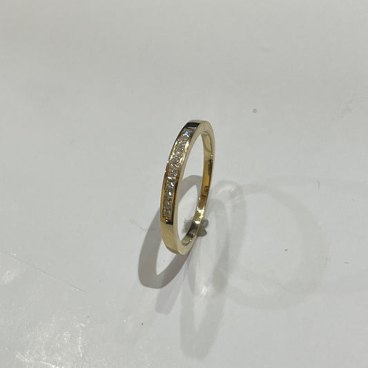 14K Yellow Gold  Wedding Band with Diamond