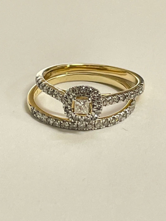 14K Yellow Gold  Engagement Ring with Diamond