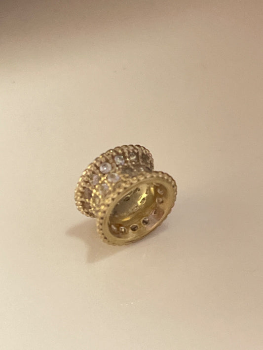 18K Yellow Gold  Charm with CZ