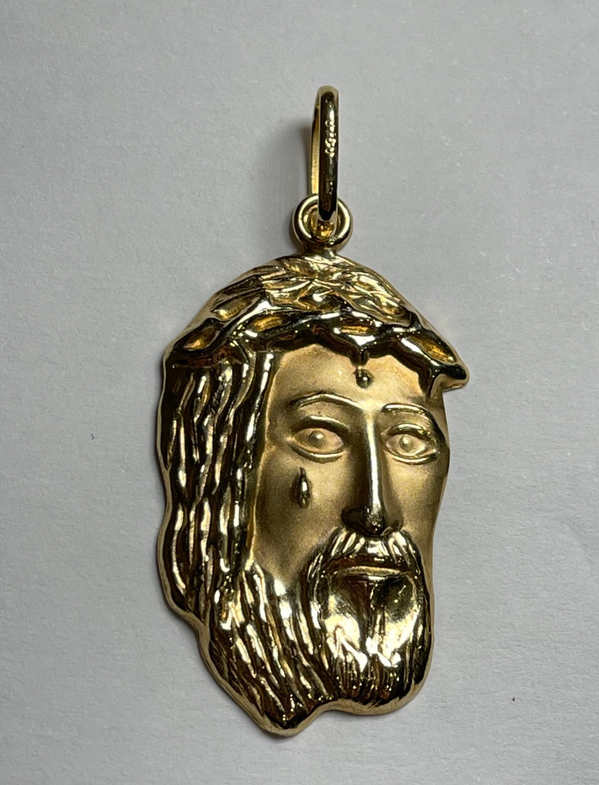 18K Yellow Gold Face of Christ Pendant