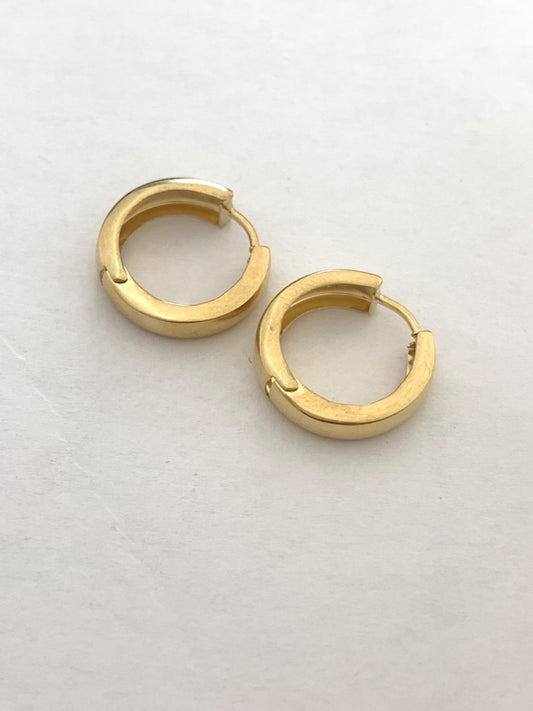 18K Yellow Gold  Earring