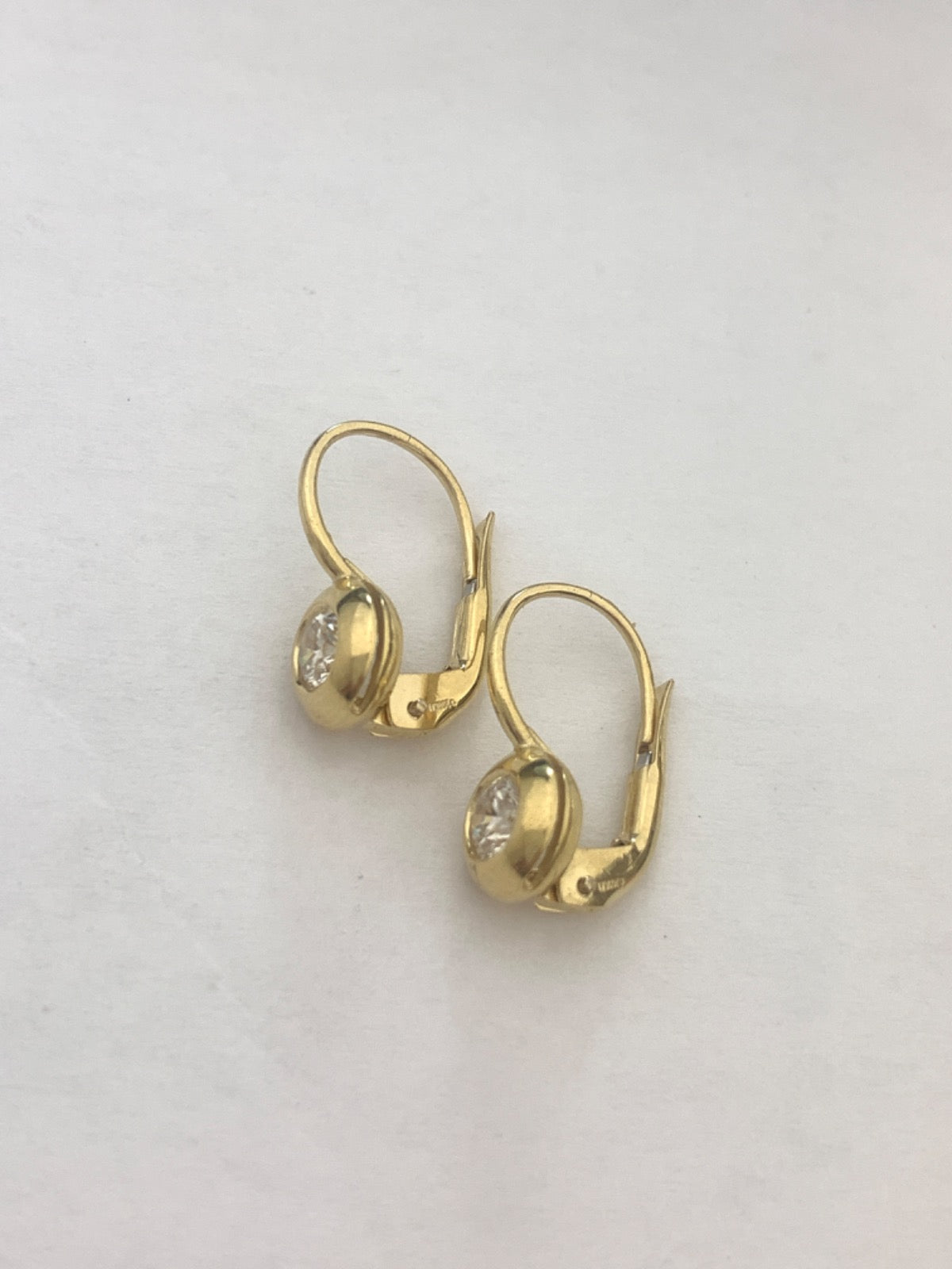 18K Yellow Gold  Earring with CZ