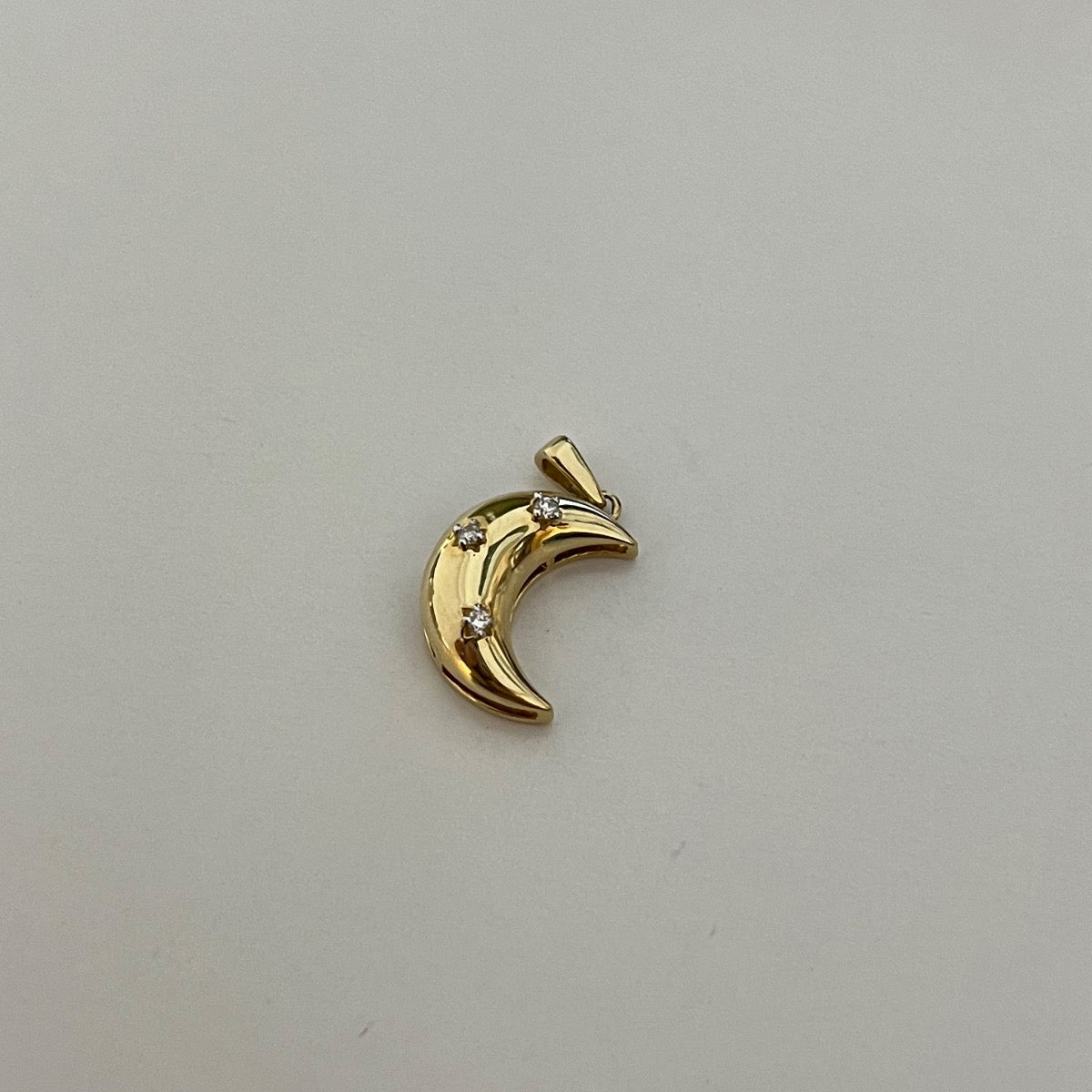 14K Yellow Gold Moon  Pendant with Diamond