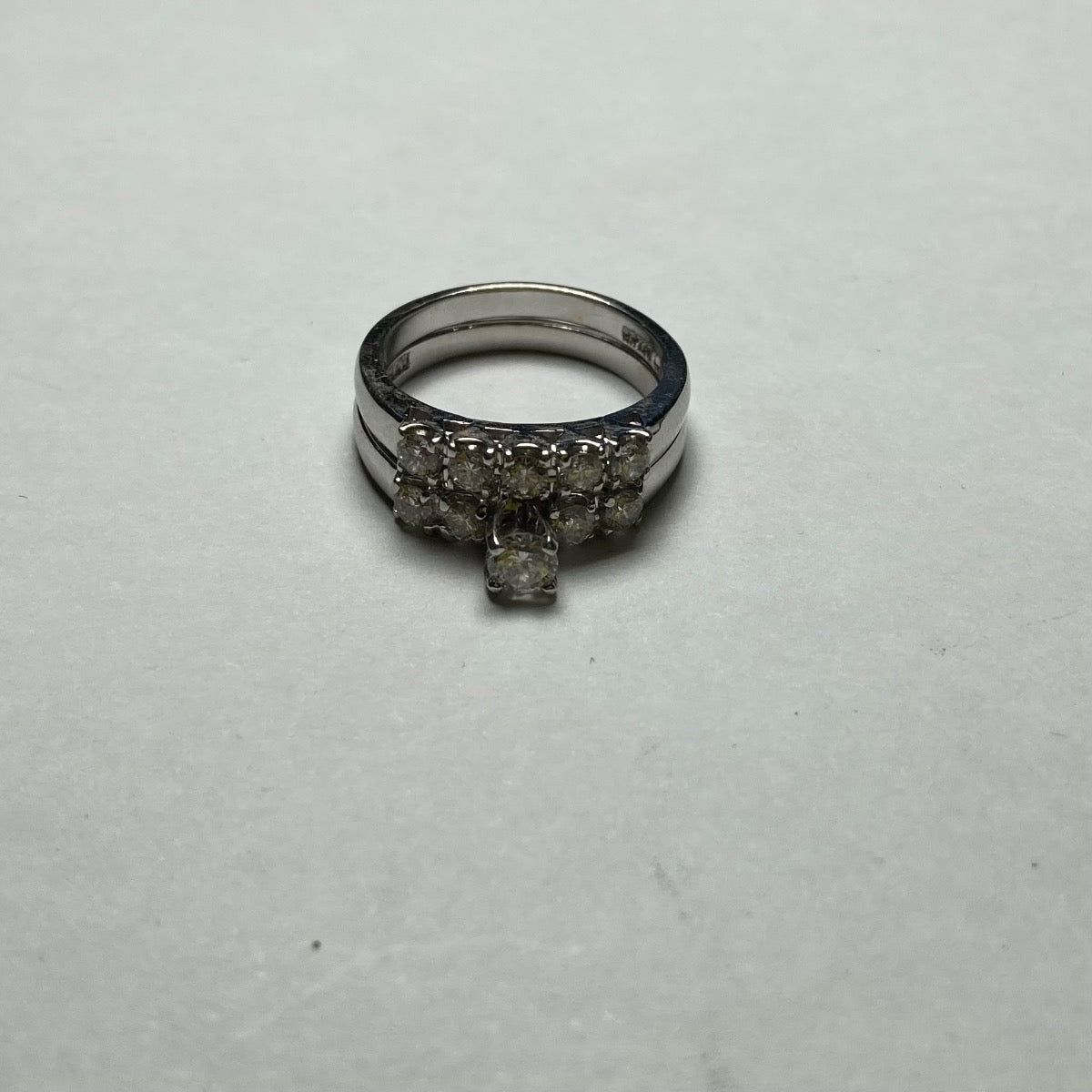 18K White Gold Set Engagement Ring with Diamond